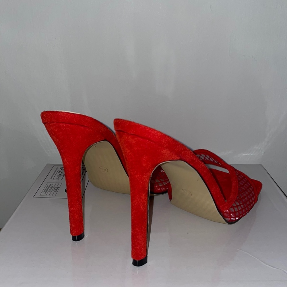 Red Square Toe Mule High Heel